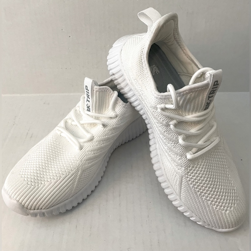 New SK·TRIP Women's White Mesh Slip-on Sneakers, Size EU37/US6.5